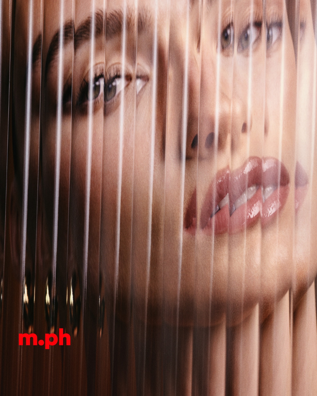m.ph, Zoey Grossman