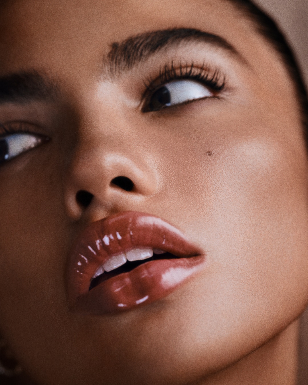 m.ph, Zoey Grossman